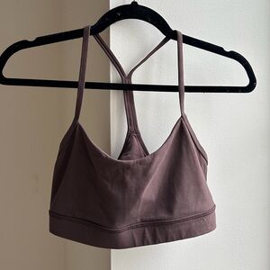 Lululemon Y-flow nulu sports bra in rose taupe size 8
